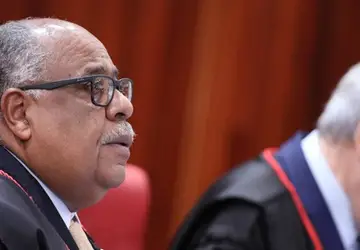 TSE: Ministro Benedito Gonçalves vota pelo indeferimento do registro do deputado estadual eleito Márcio Roberto e poderá mudar composição da Assembleia da PB